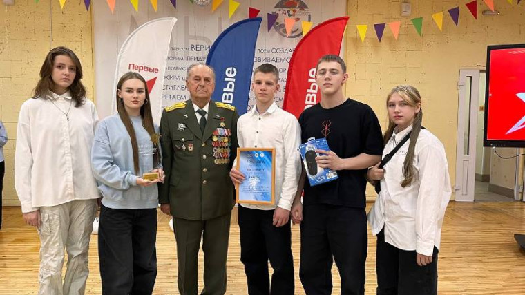 Награждение победителей и участников военно-спортивной игры «Орленок».